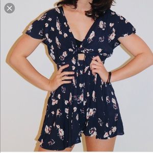 Kimchi Blue Jodie Flutter Romper